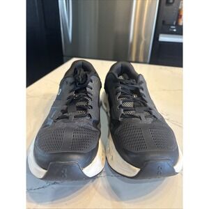 On Cloud 5 Running Shoes Women's Size 10 Black White